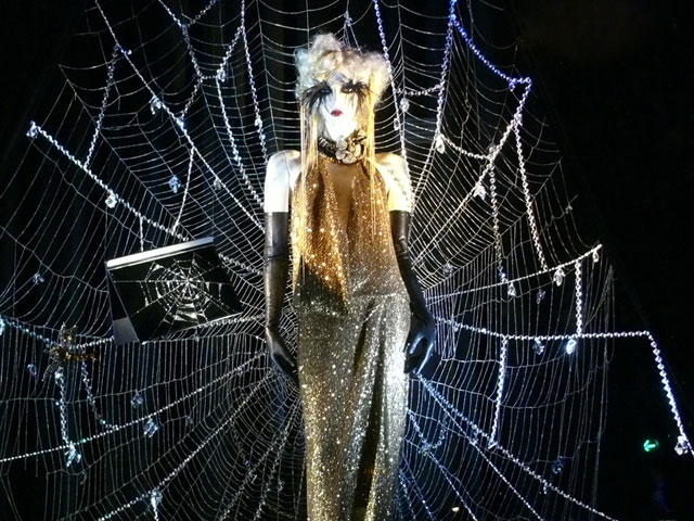 Window Dressing: Halloween at Bergdorf Goodman