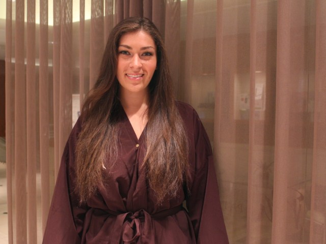 Beauty How-To: DIY Soft Ombre Highlights at Home