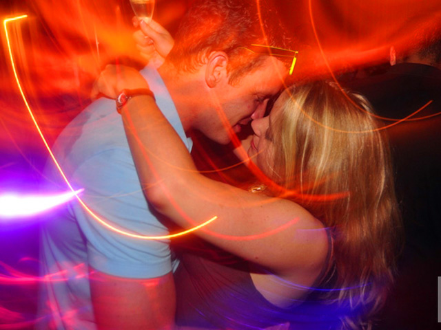Party Weekend in Review: Saturday Beach Party at RdV East