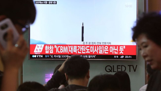US plans test of defense system to shoot down an ICBM