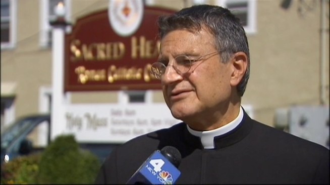 A burst pipe flooded an Island Park synagogue hours before the start of one of the Jewish religion's holiest days -- but thanks to help from the church next door, the temple was able to hold services.  News 4's Greg Cergol reports.