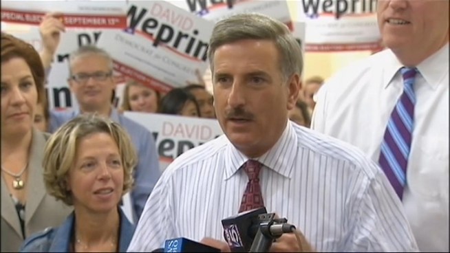 Voters in New York's 9th Congressional District go to the polls on Tuesday to decide whether Republican Bob Turner or Democrat David Weprin will take the seat once occupied by Anthony Weiner.