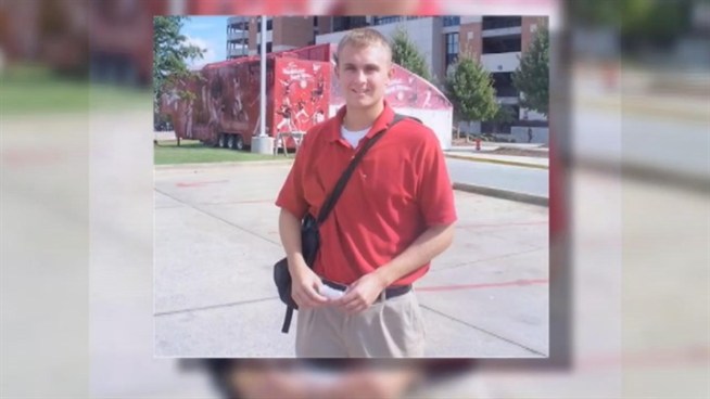 Andrew Siff talks to tri-staters who attend the University of Alabama and were there when tornadoes hit.
