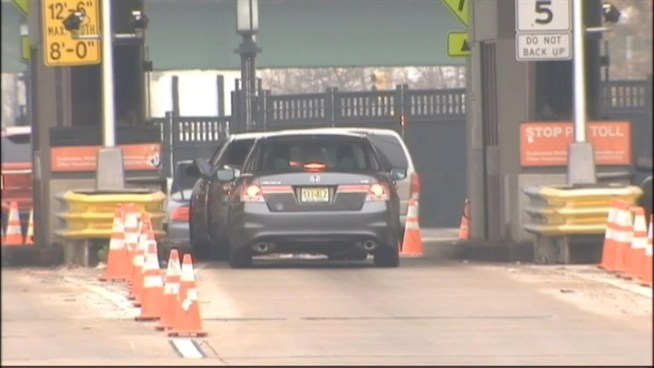 Toll hikes at Hudson River crossings take effect.