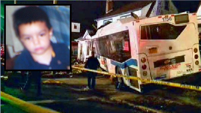 A Long Island father talks about the deadly bus accident that killed his son as he slept at home. Greg Cergol reports.