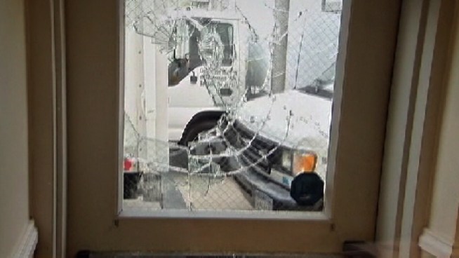 Police are looking for suspects in connection with a theft at the Lighthouse Mission in Bellport. Investigators say cash and gift cards that were supposed to go towards buying gifts for children were stolen. Greg Cergol reports.