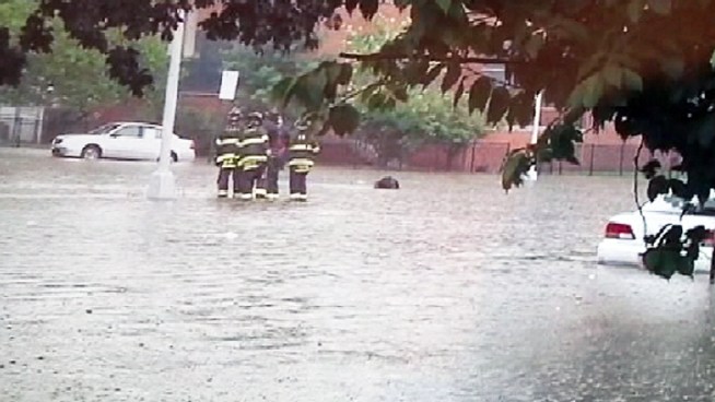 Rainwater flooded homes and cars in Fresh Meadows, Kew Gardens, Forest Hills and other parts of Queens Wednesday. Now residents are facing an overwhelming task of cleaning up. Marc Santia reports.