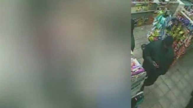 Police are searching for a robber believed to be targeting senior and elderly women in the Bronx. Anyone with information is asked to contact Crime Stoppers at 800-577-TIPS.