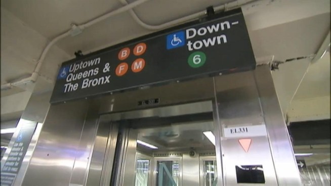 There's a new subway connection in Lower Manhattan.It links the Bleecker Street 6 station uptown platform and the Broadway-Lafayette Street B-D-F-M station. Andrew Siff reports.