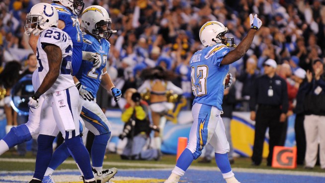 'Lil Darren Sproles Leads Bolts Past Colts in O.T.