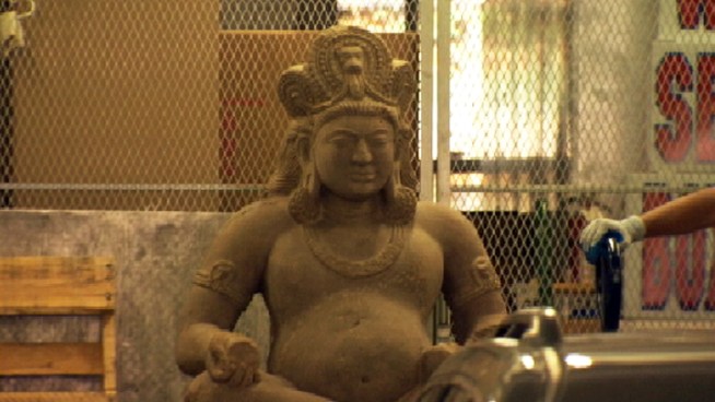Only News 4's cameras were rolling when federal agents uncovered exotic treasures hidden in a storage facility on the Upper West Side.  News 4's Marc Santia reports.
