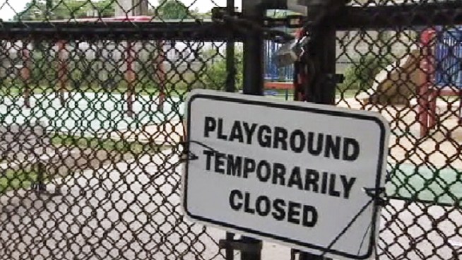 The head of the neonatal intensive care unit at the Jersey City Medical Center says parents of children who played in the now-closed Mary Benson Park should have them tested for lead exposure. John Noel reports.