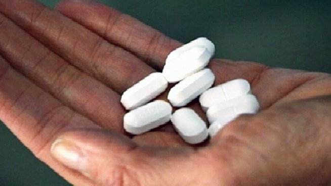 A rise in prescription drug abuse involving Xanax and similar anti-anxiety pills in recent years has prompted some doctors in the U.S. to rethink the frequency with which they dole out the prescription. Chris Glorioso reports.