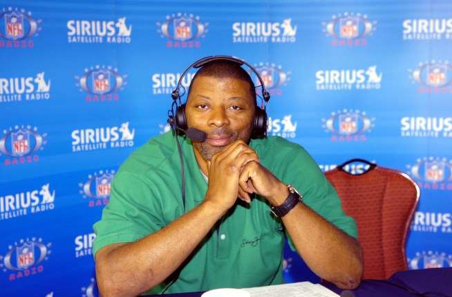 Carl Banks May Need to Bounce Some Radio Hosts