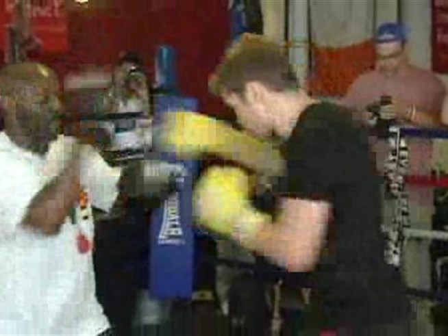 The two sluggers get in some final training shots before their big fight Saturday night at <a title=