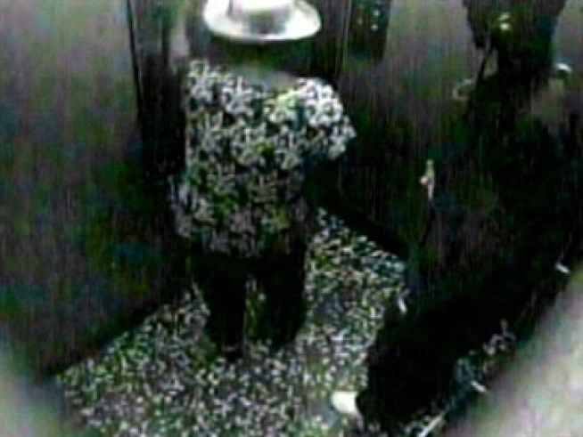 Security cam rolls as man takes purse and cane from elderly NYC woman.