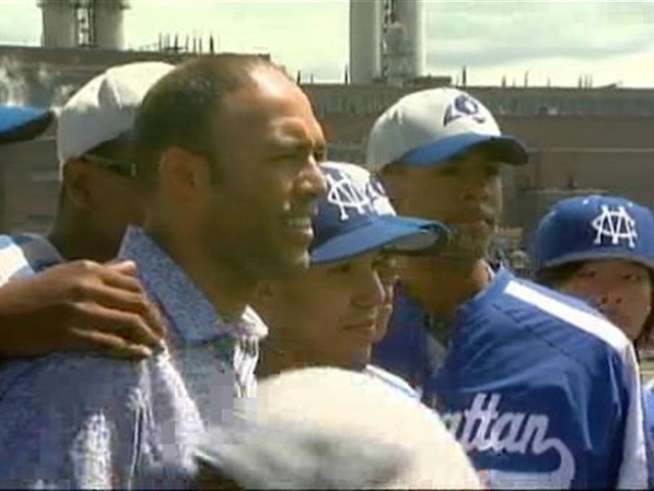 Atheletes and kids joined city officials Wednesday to unveil 60 new sports fields on Randall's Island. Yankees players Mariano Rivera and Robinson Cano were among the star atheletes present for the ribbon-cutting.
