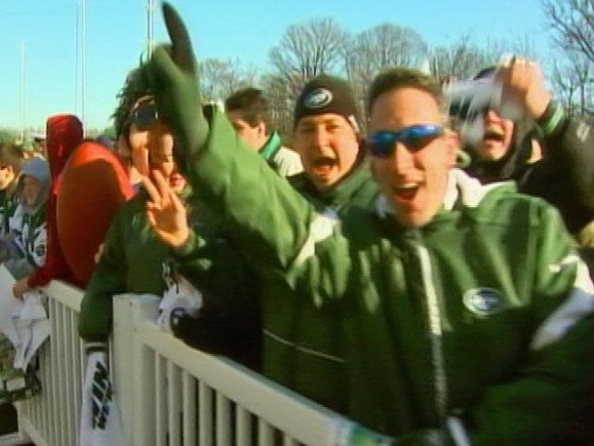 Watch Jets fans go wild as they send Gang Green off to <a title=