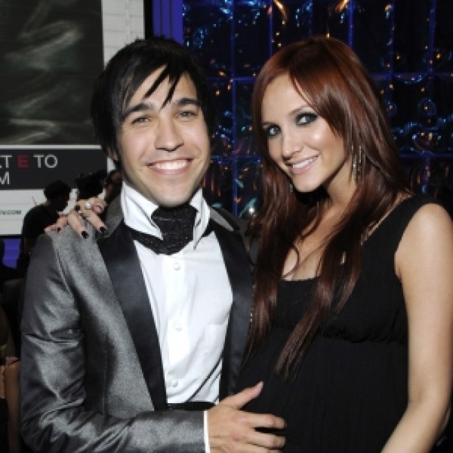 Ashlee Simpson & Pete Wentz Welcome Baby Bronx