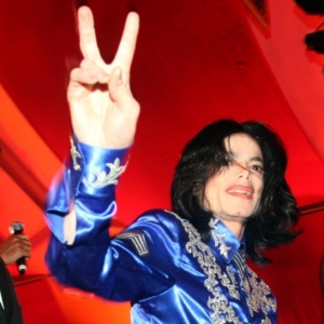 Michael Jackson Leases Bel Air Mansion
