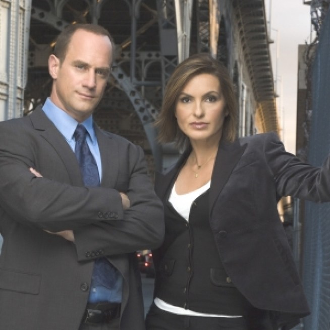 Mariska Hargitay & Christopher Meloni Returning To 'Law & Order: SVU'