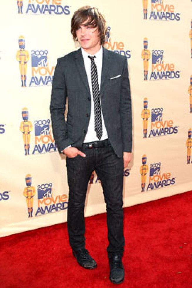 Men Love Skinny Jeans, But Want to Be Able to Walk in Them