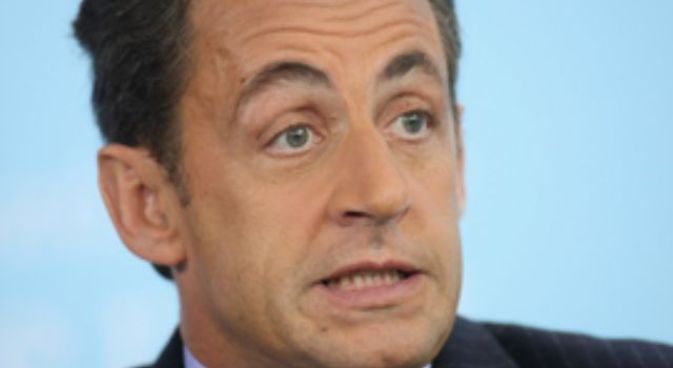 Sarkozy Rushed to Hospital After Jogging Collapse