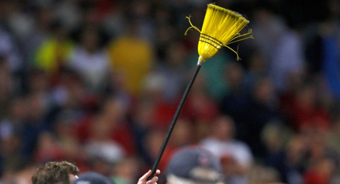 Sox Sweep Yanks, Again