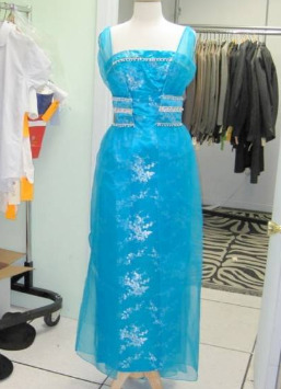 For Sale: Mad Men Dresses Go Up on the Auction Block