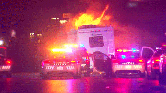 Kids Flee Burning RV After Deadly Police Chase