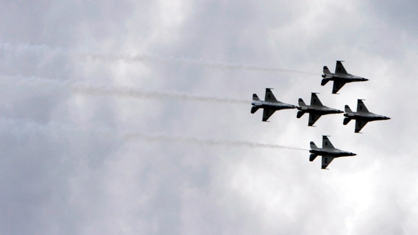 52984036MN023_nyairshow