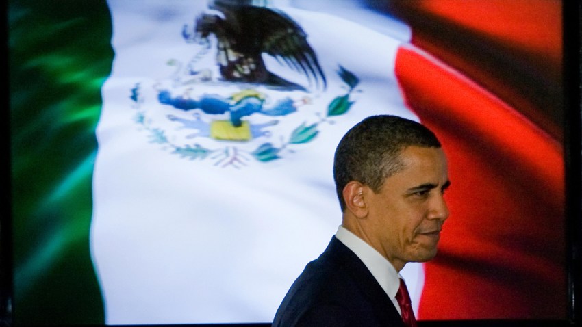 043009 obama mexico p2
