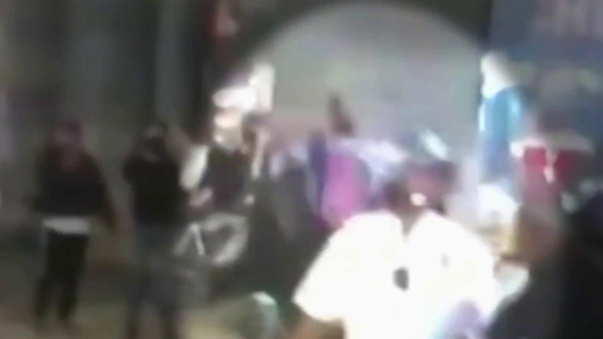 New Video Shows What Happened Before NYPD Cop Pulled Gun on Protesters ...