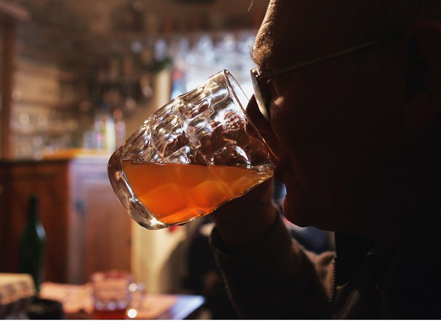 52123597MC031_bingedrinking