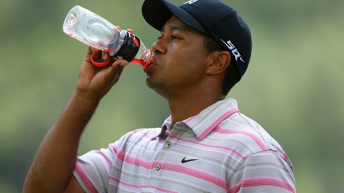 Nike, Gatorade Stand Behind Tiger Woods Amid Car Crash ...