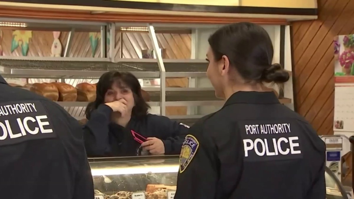 Port Authority Police Raises Dough for Officer’s Family Bakery