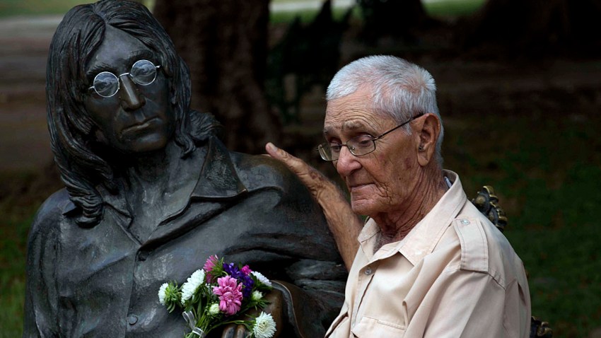 Cuba Lennon's Glasses