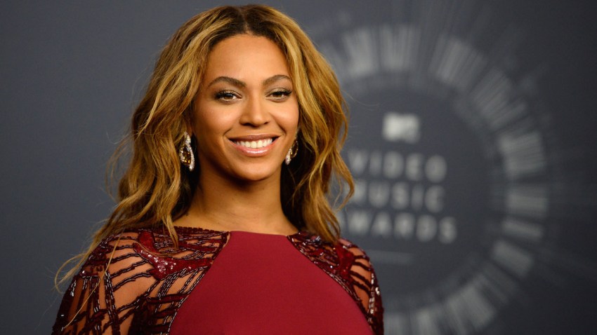 2014 MTV Video Music Awards - Press Room