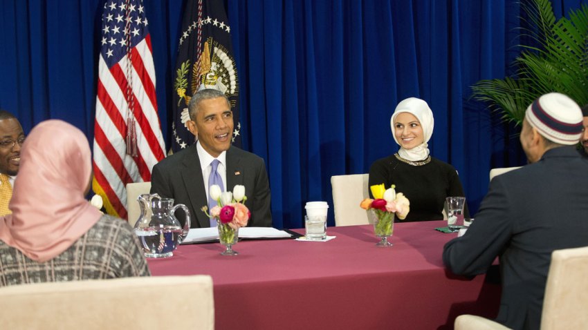 Obama Mosque Visit