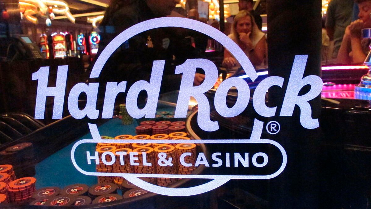 Hard Rock Spends $100M to Raise Pay for Non-Tipped US Staff – NBC New York - Vimarsana News