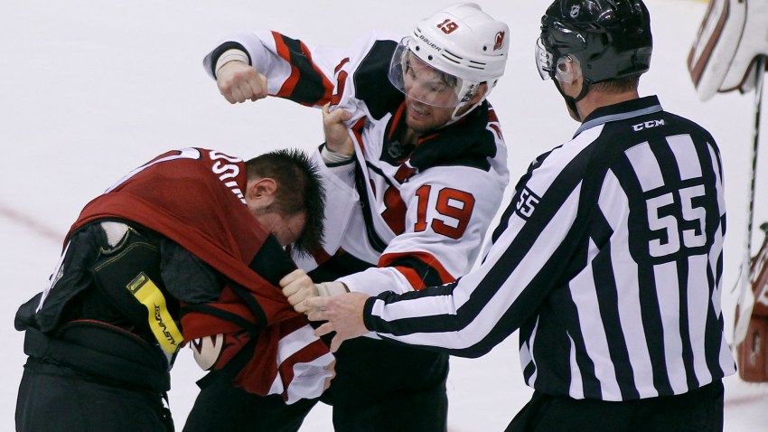 Devils Coyotes Hockey