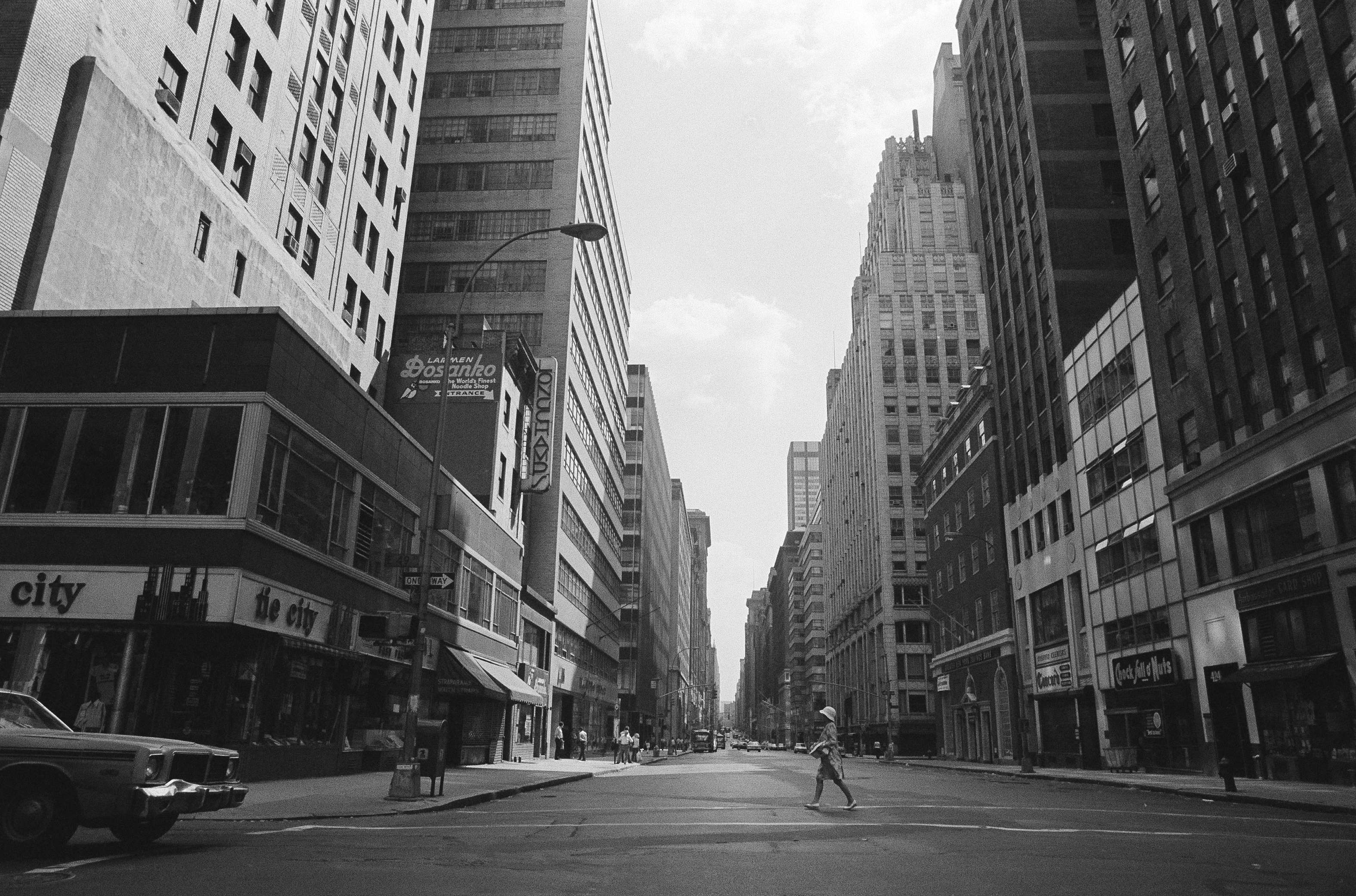 New York's Madison Avenue is devoid of traffic during the power failure that began Wednesday night, July 13, shown July 14, 1977. The street was normally wall-to-wall people and vehicles but in declaring a state of emergency Mayor Beame urged all who did not have vital business in the city to stay home. (AP Photo)
