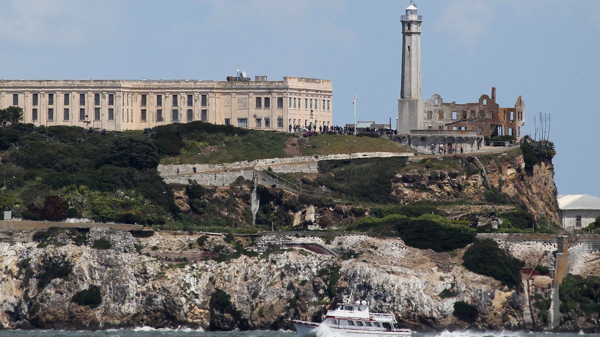 Trump Orders Federal Reopening of Alcatraz Prison