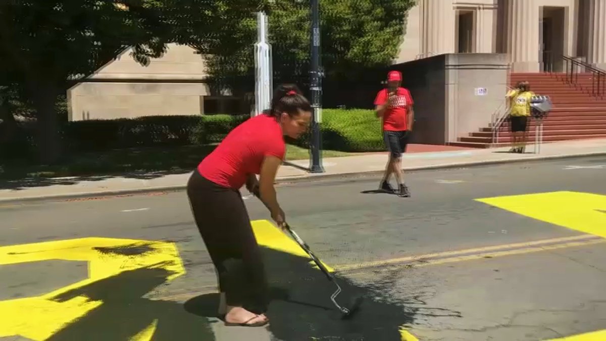 Pair Paints Over City-Sanctioned BLM Mural in Calif.