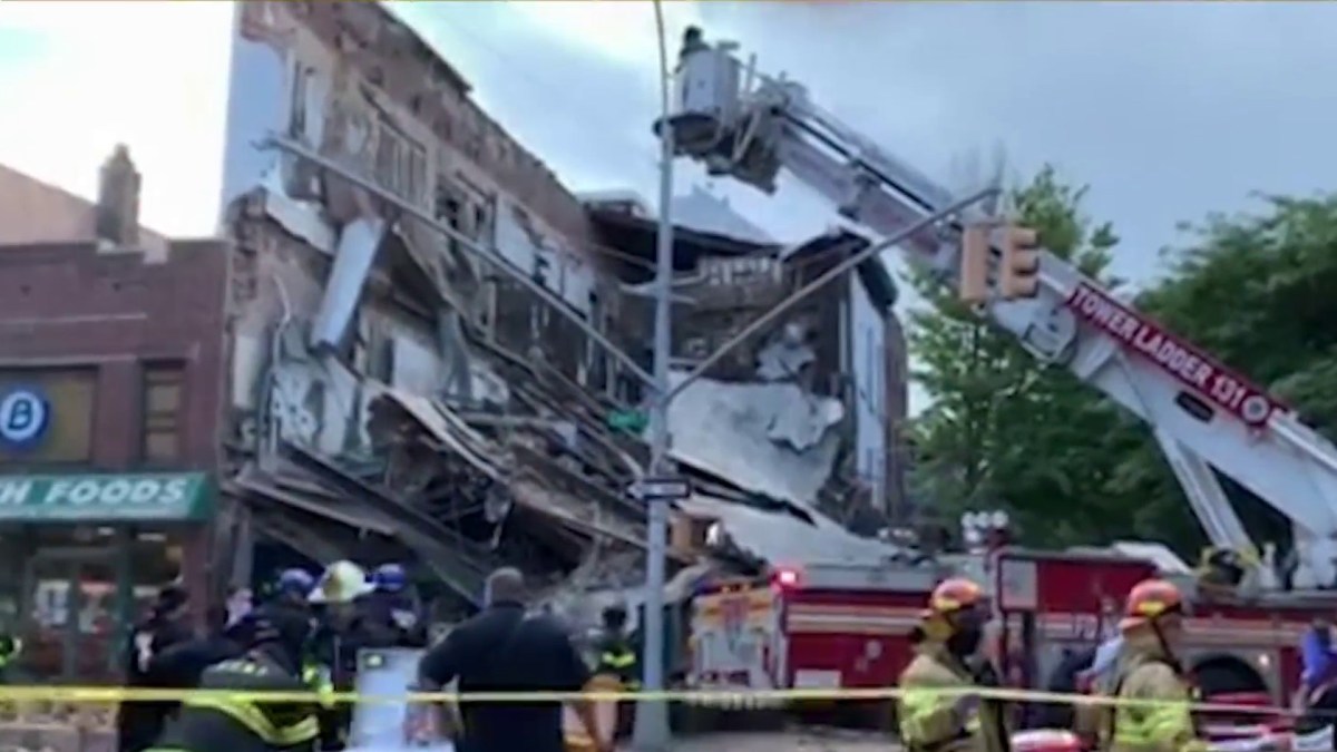 Three-Story Building Housing Apartments and Gym Collapses in Brooklyn ...