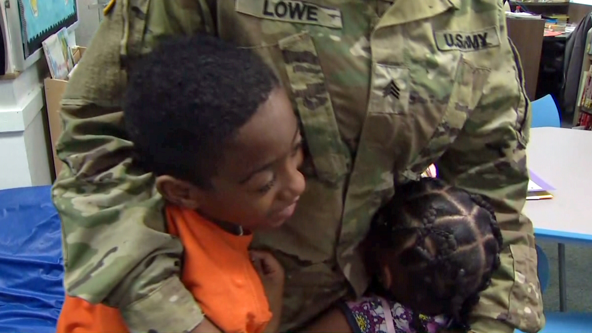 Soldier Mom Surprises Son In Long Island Classroom Nbc New York 0173