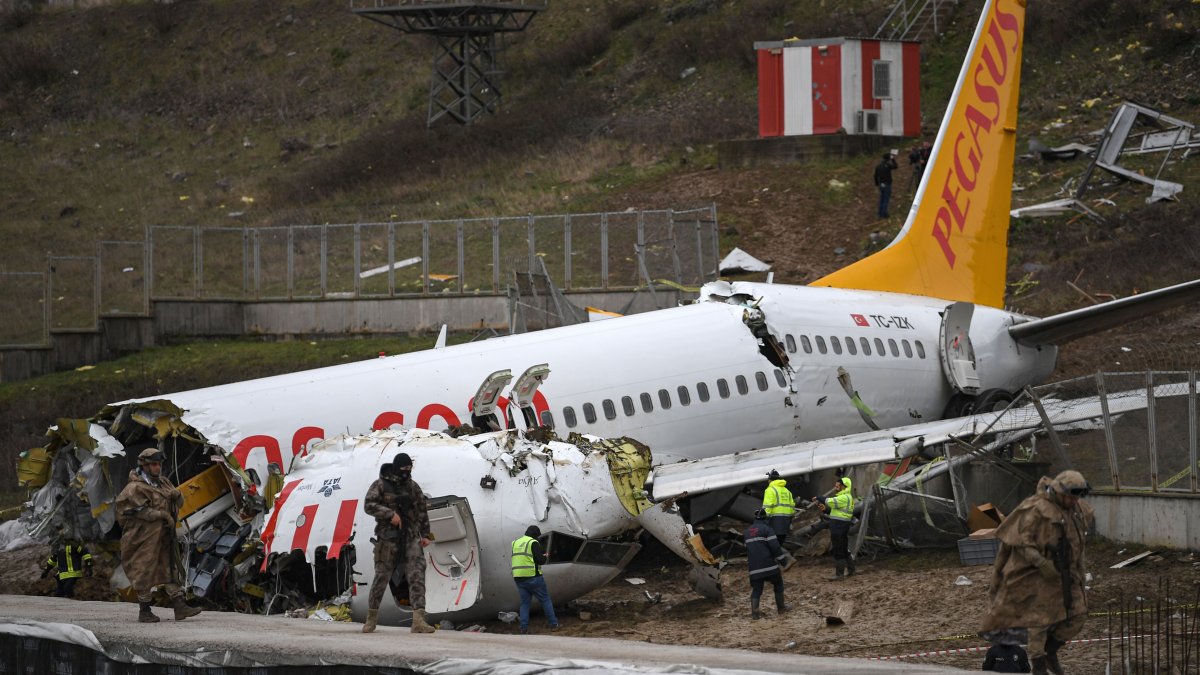 ‘There Was Panic and Shouting’ Survivors Describe Istanbul Plane Crash