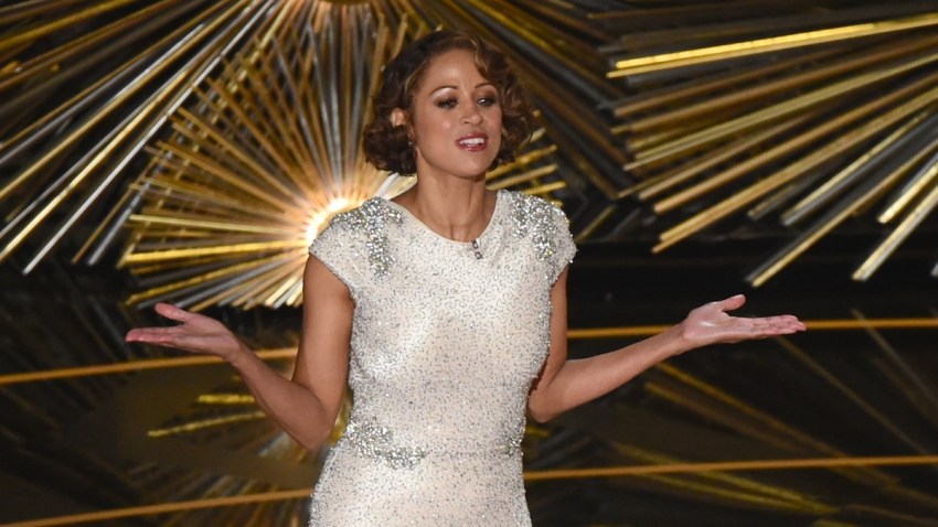 Stacey Dash Made A Surprise Appearance At The Oscars And Youll Never