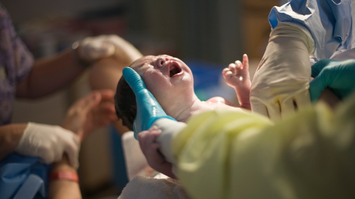 Giving Birth In Hospital ‘incredibly Safe During Pandemic With Right