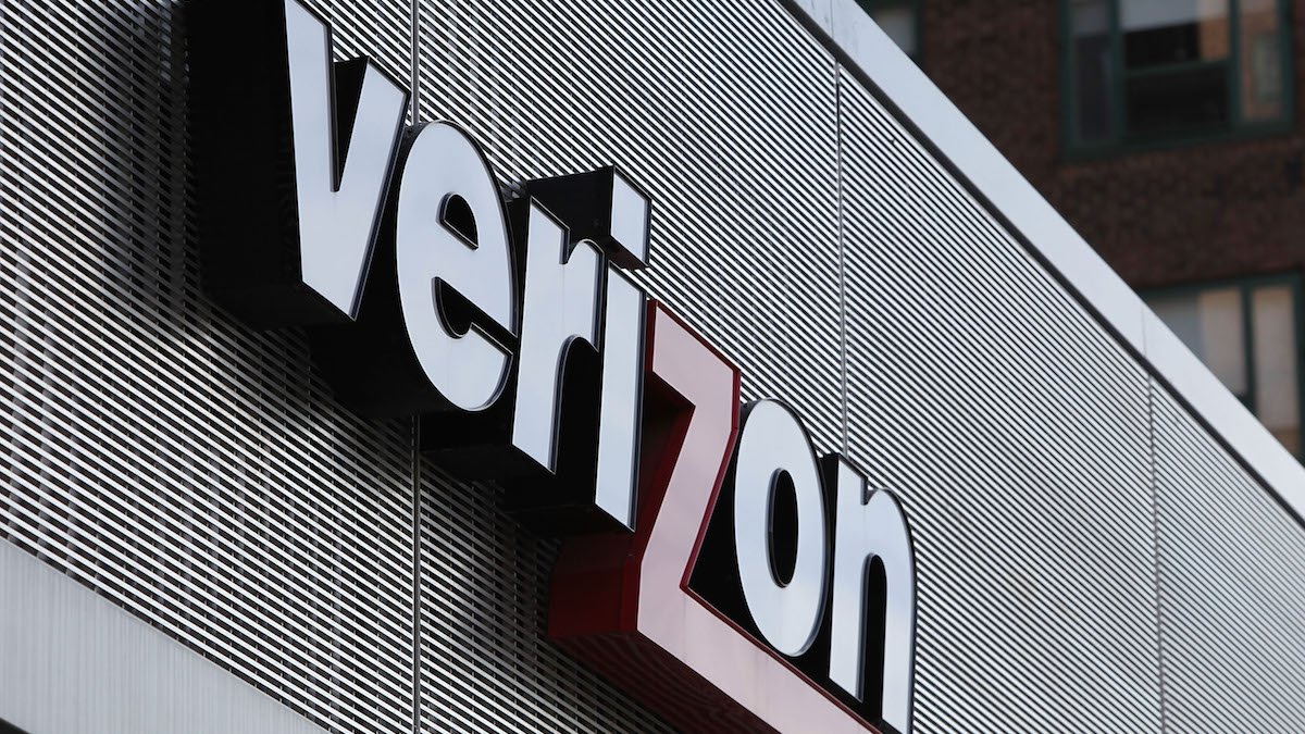 Verizon customers could get up to $100 from company in new settlement – NBC New York - Vimarsana News
